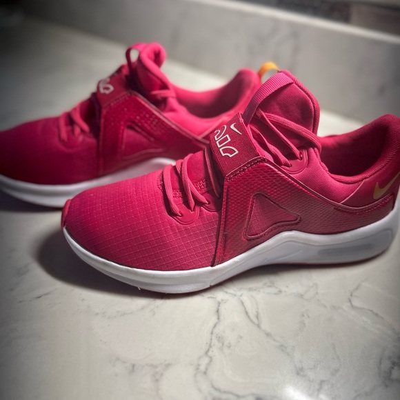 Nike Pink Athletic Shoes - Picture 8 of 10